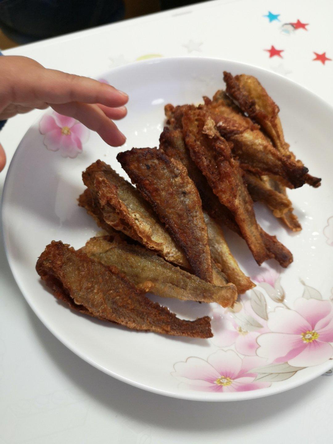 酥炸小黄花鱼