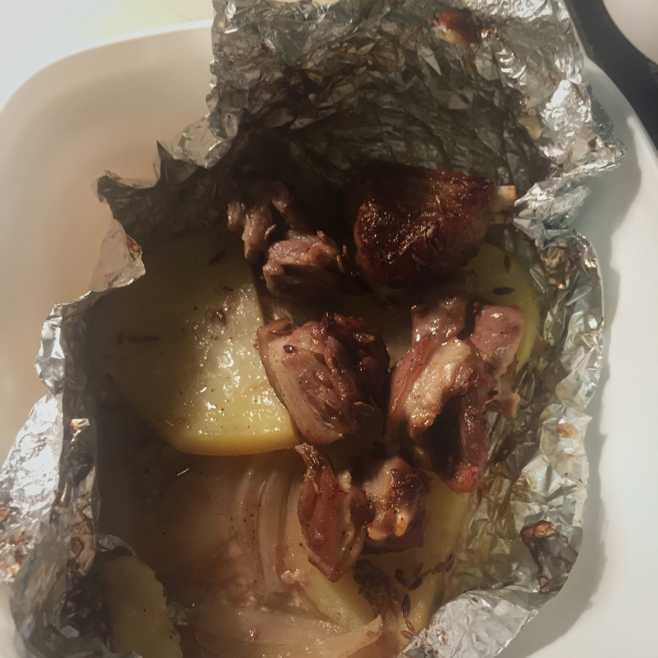 孜然羊排烤土豆