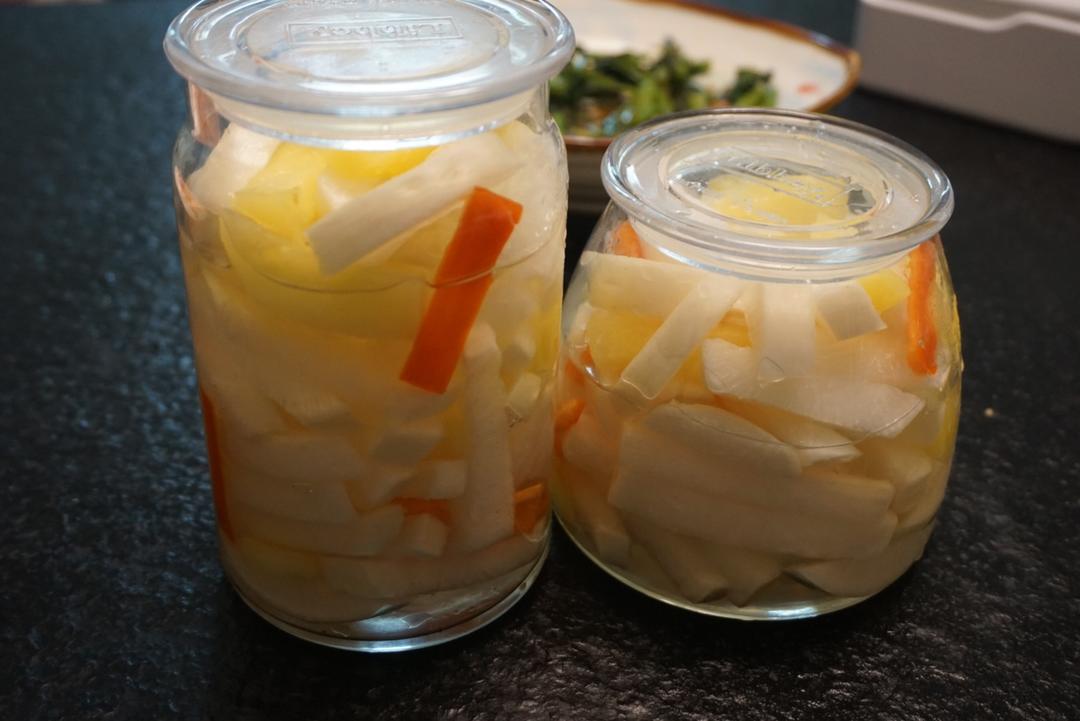 小时候的酸辣萝卜的做法