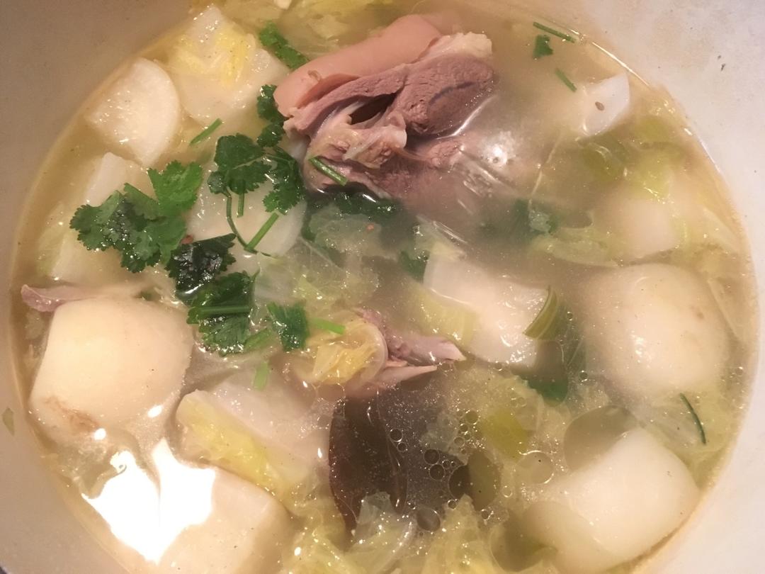 羊肉炖白萝卜