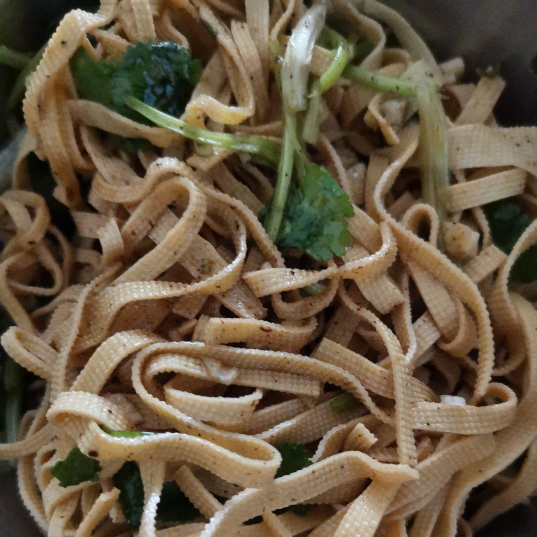 馋哭的凉拌豆腐皮