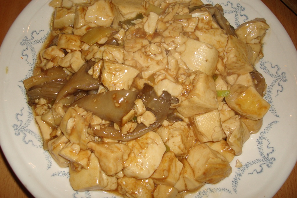 鲜蘑烧豆腐
