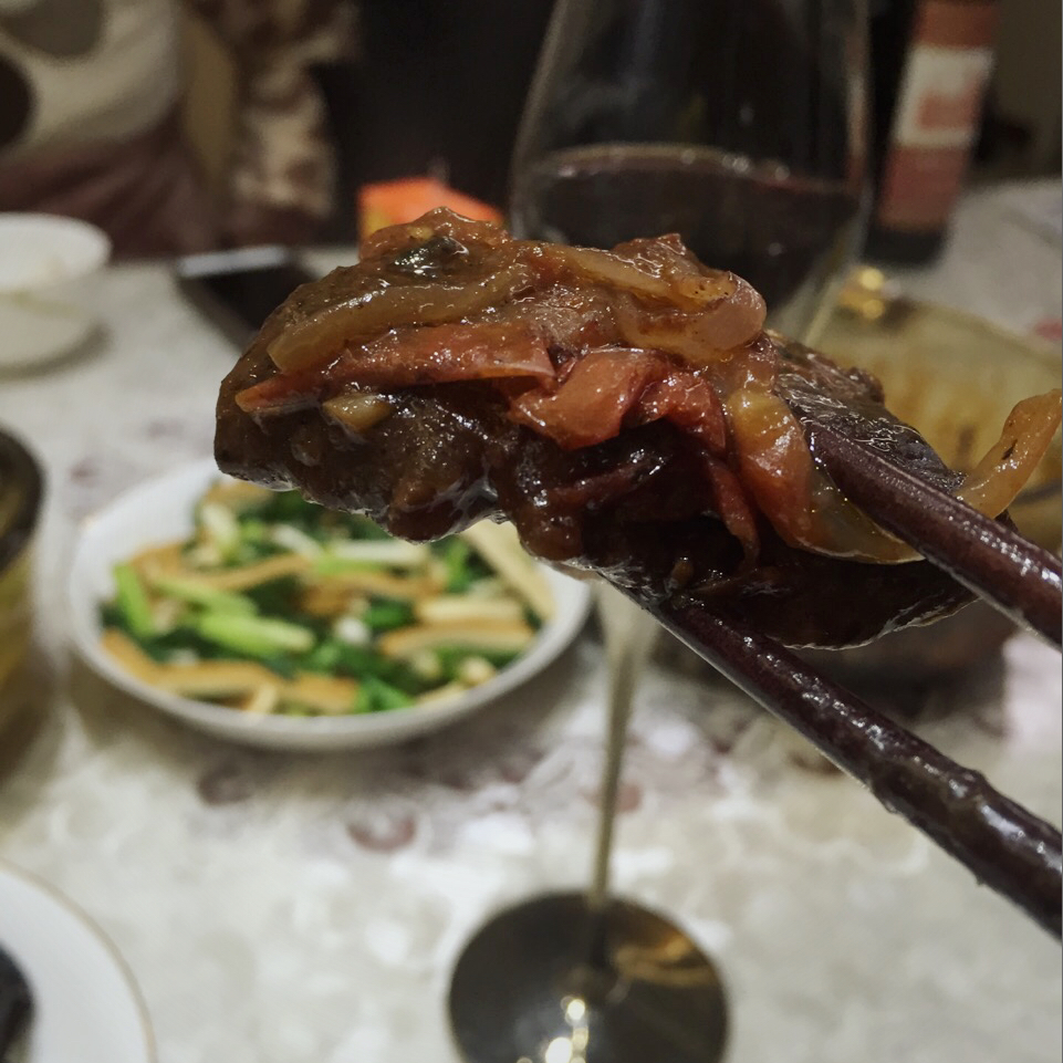 红酒烩牛肉