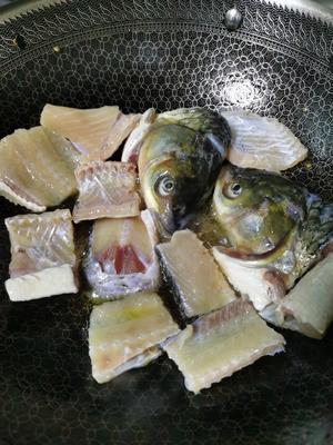超好吃的家常酸菜鱼/麻辣水煮鱼的做法 步骤8