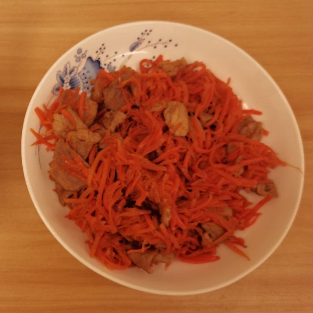 胡萝卜丝炒肉