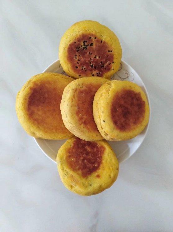 葡萄干/蔓越莓南瓜发面饼(不用揉面，非常暄软)