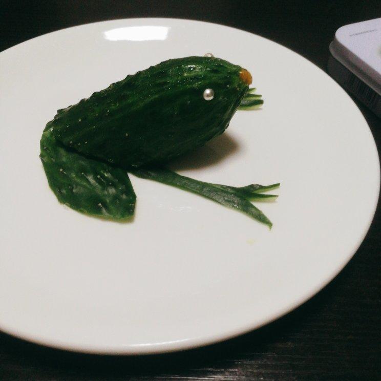 蔬果创意黄瓜青蛙