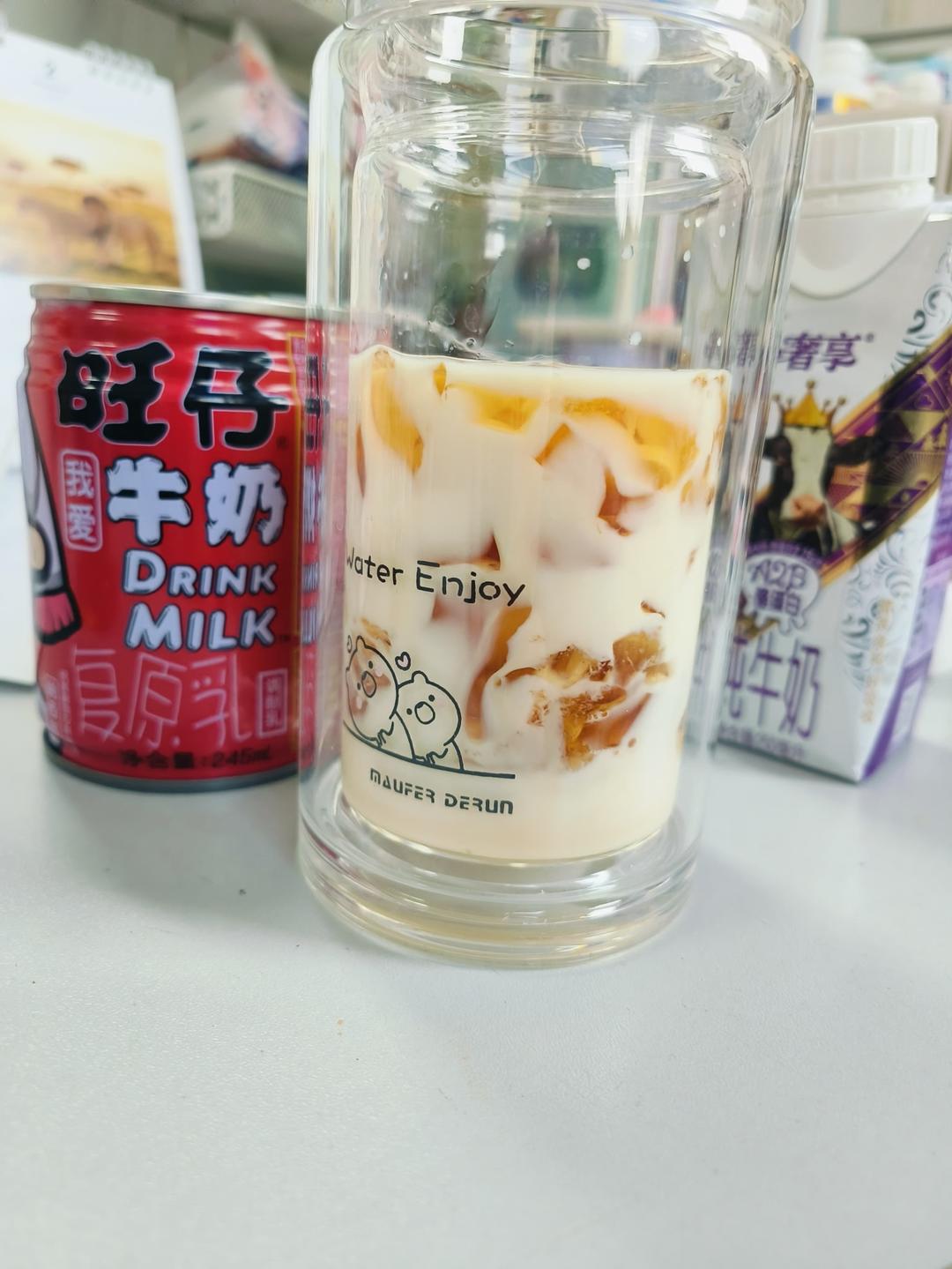 红茶冻拿铁，红茶和咖啡的绝佳搭配
