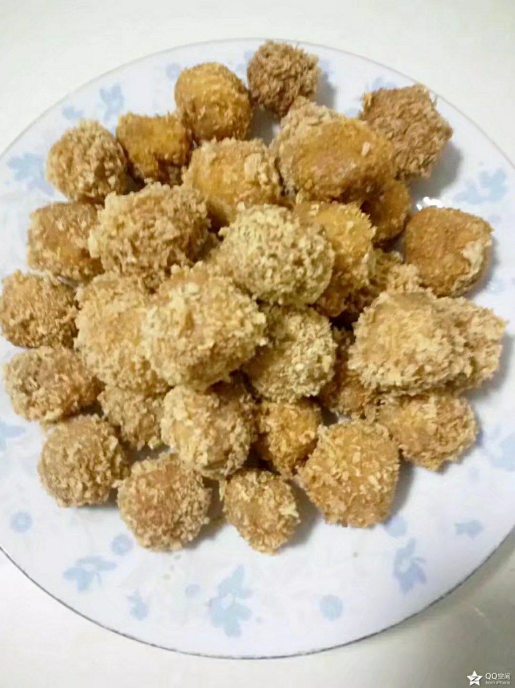 酥炸肉丸子