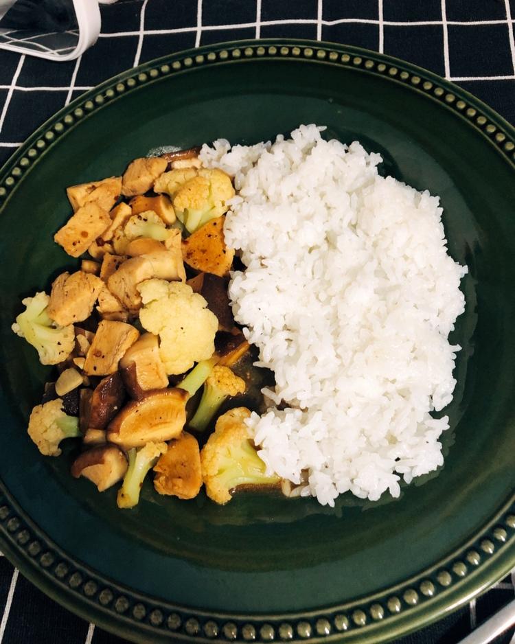 黑椒香菇鸡胸肉