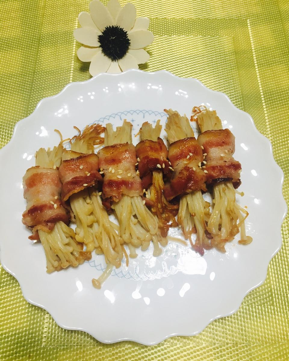 香煎培根金针菇卷