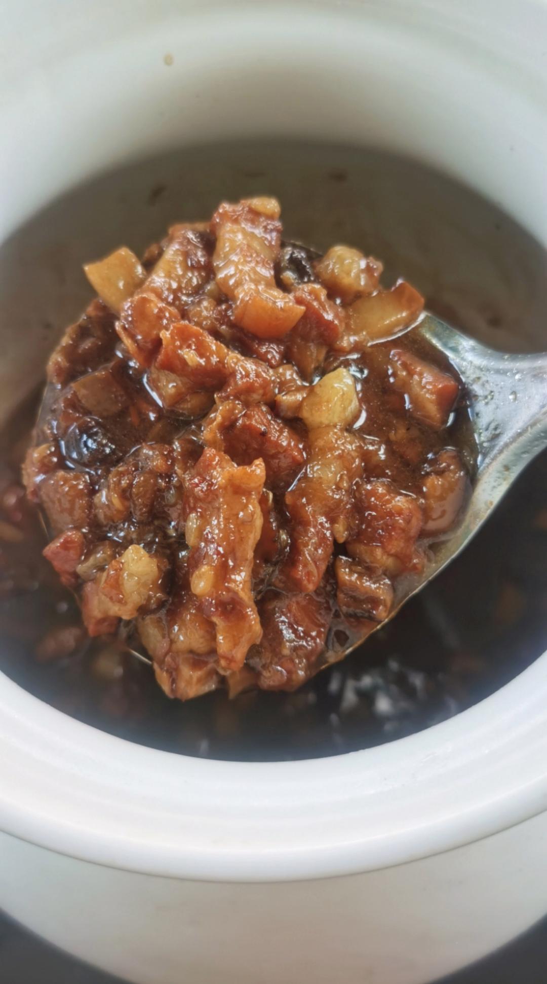 罗生堂&E路：卤肉饭&烧饼夹肉&老虎菜