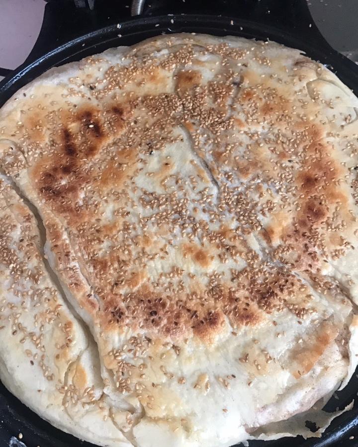 椒盐发面饼 Sesame Pancake