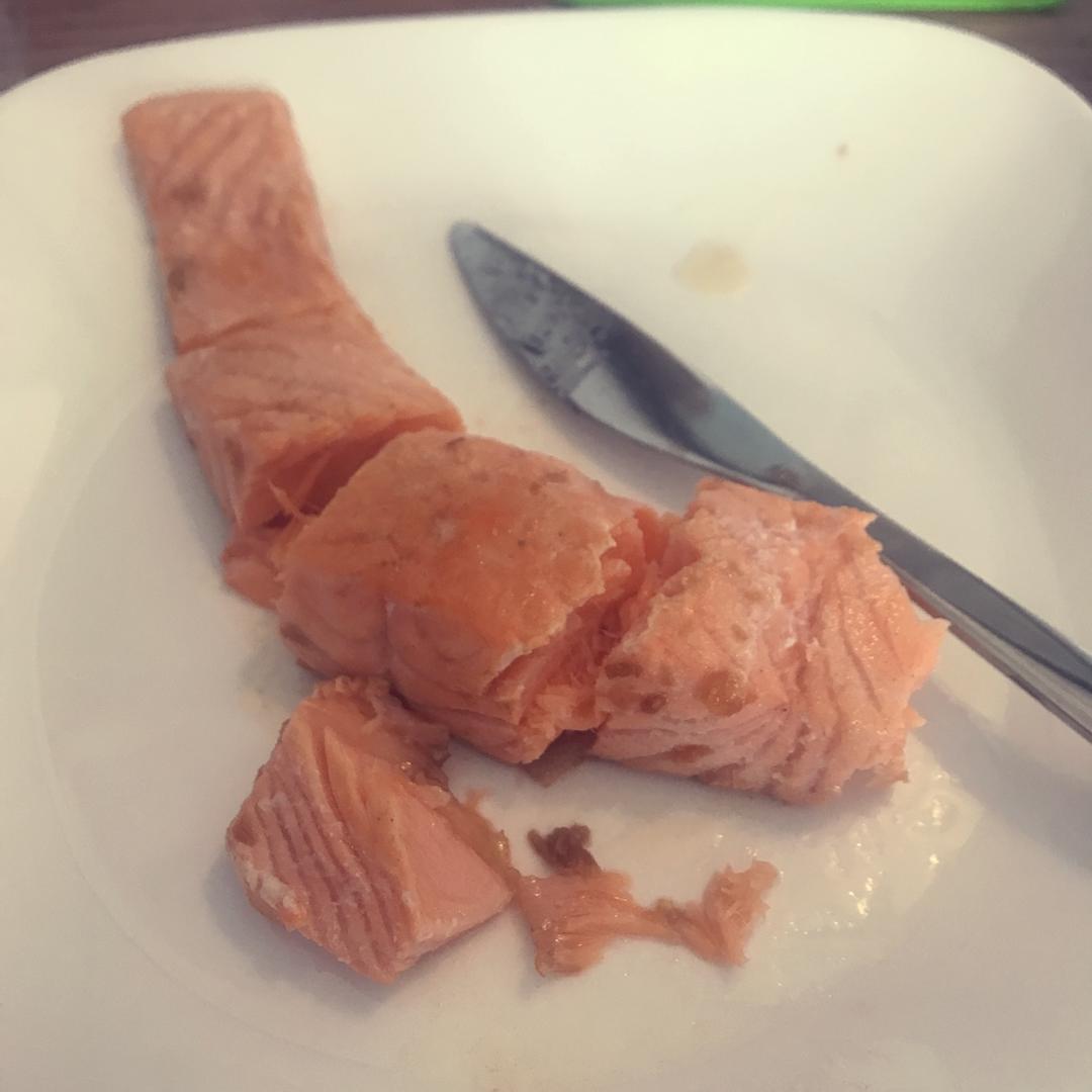 和风早餐——盐煎三文鱼