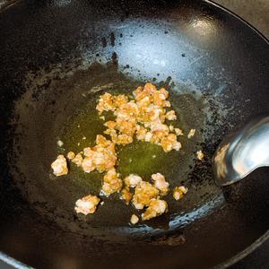方便简易美味的云南小锅米线的做法 步骤1