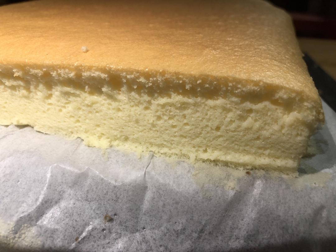 不开裂不回缩不掉皮的酸奶水浴法蛋糕