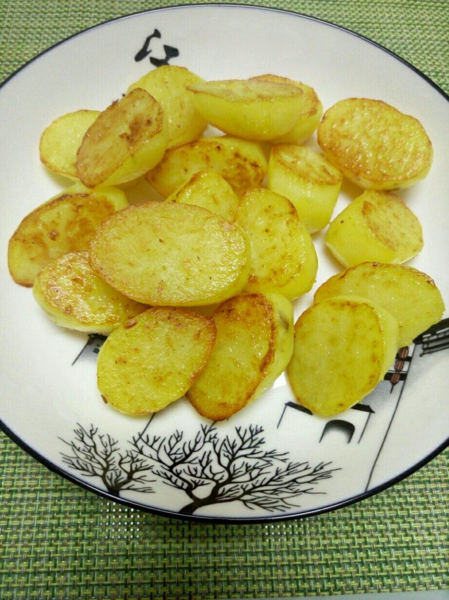 荔枝树做的黄油香煎土豆块