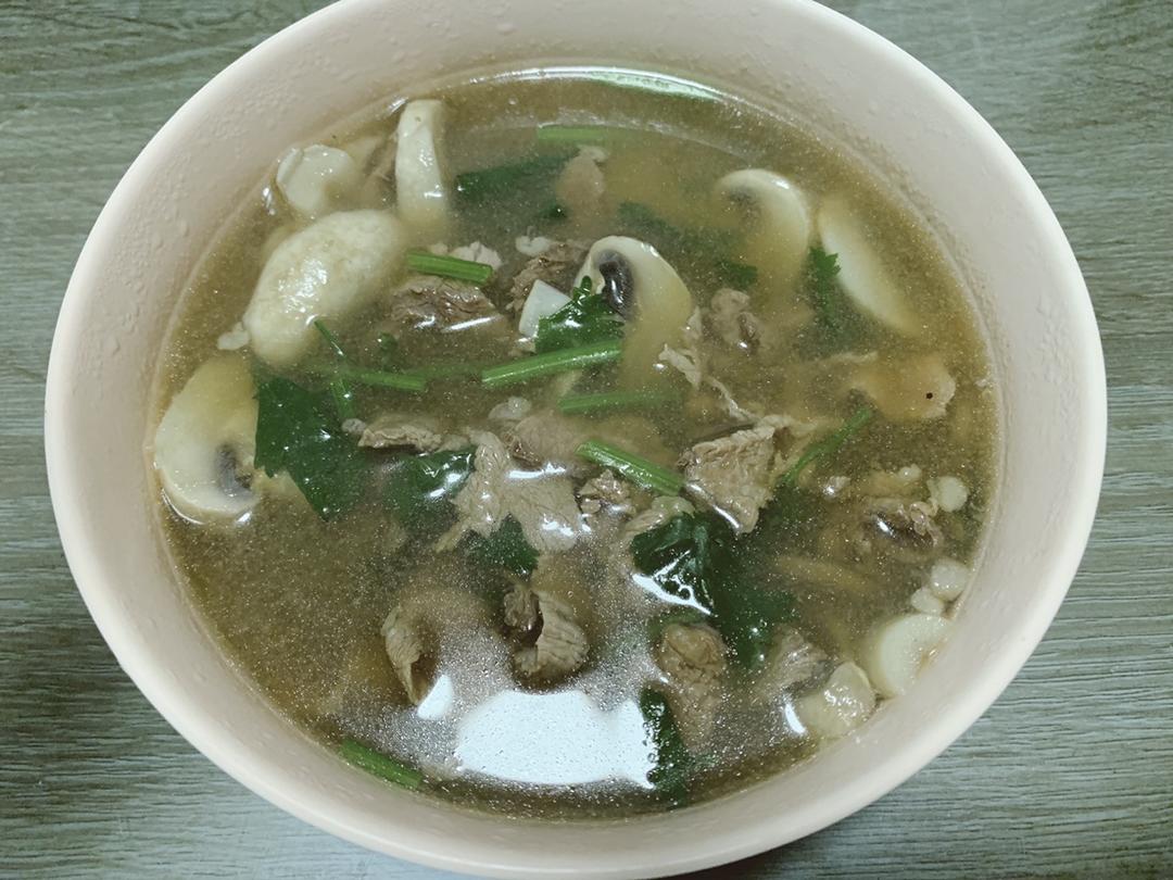 暖胃驱寒的牛肉汤