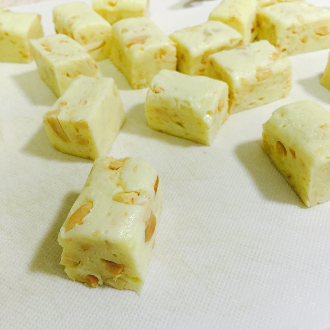 平底锅版版牛轧糖