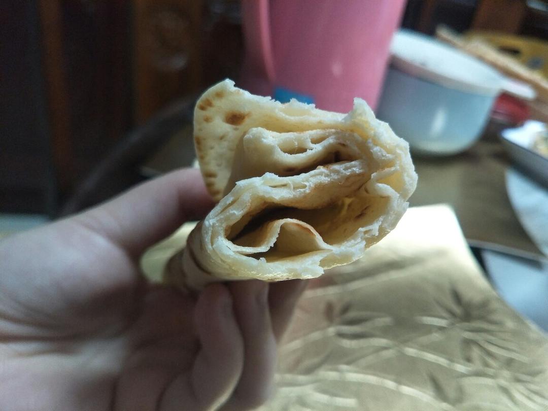 家常小油饼 柔软多层 凉了也不硬 附细节视频详解