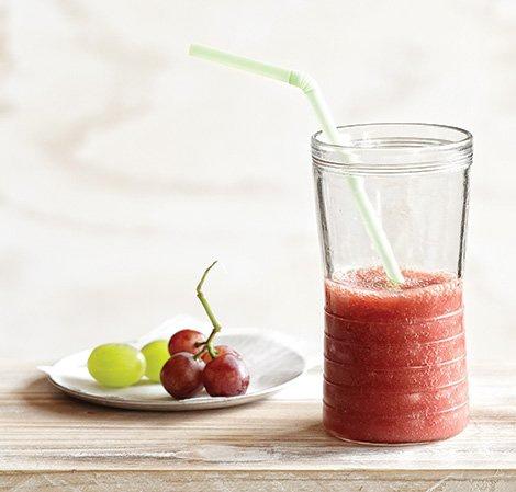 【vitamix食谱书】草莓葡萄冰沙的做法