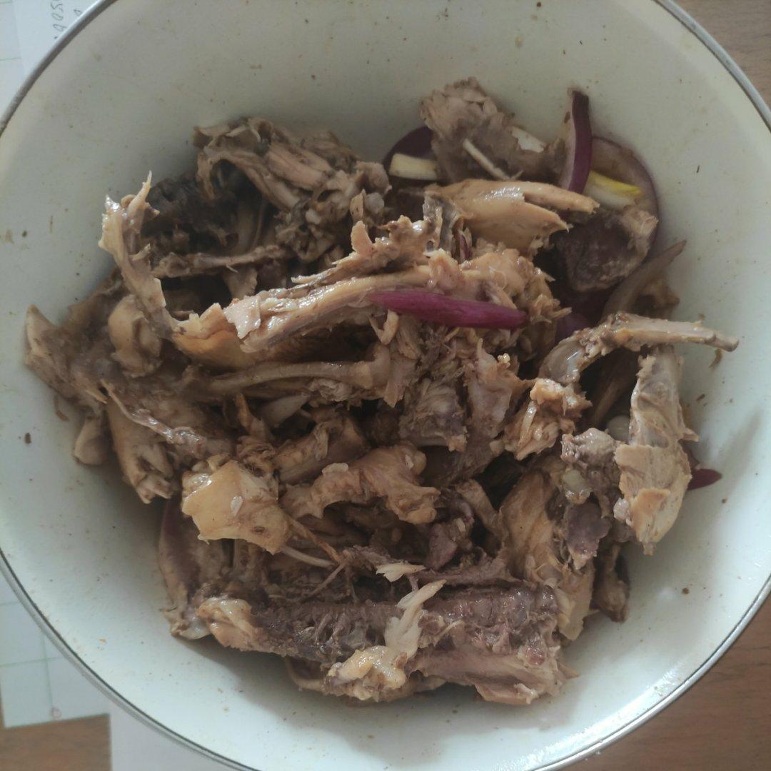拌鸡架(正宗东北味儿，比炸的好吃多了，停不下来)