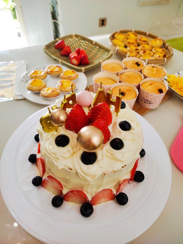 超级简单的味多美同款生日蛋糕（6寸），新手也能高度还原