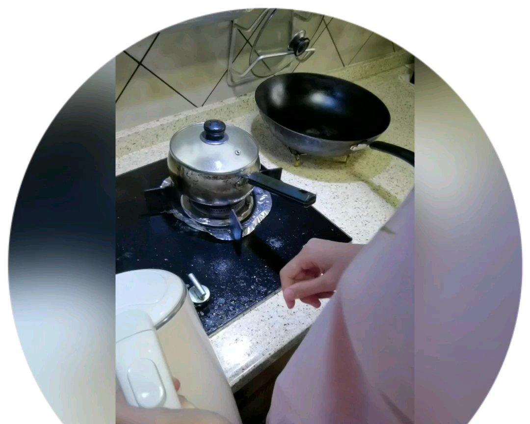 凉拌腐竹莴笋