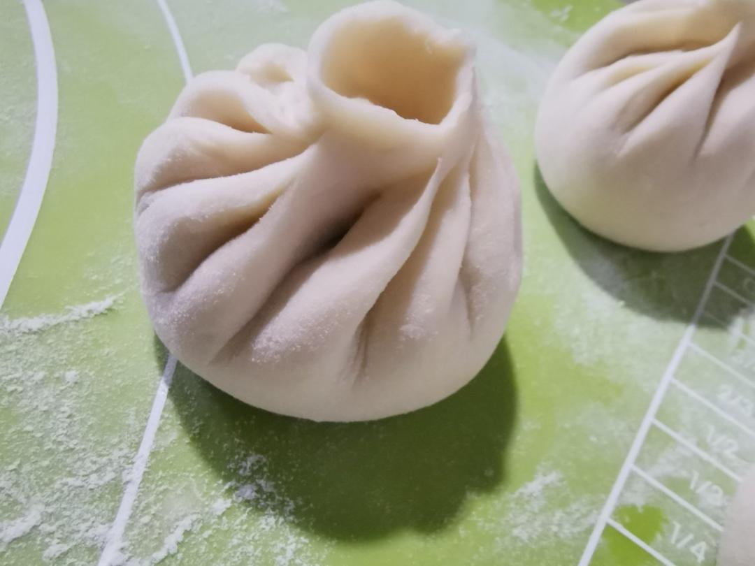 冬笋香菇菜包