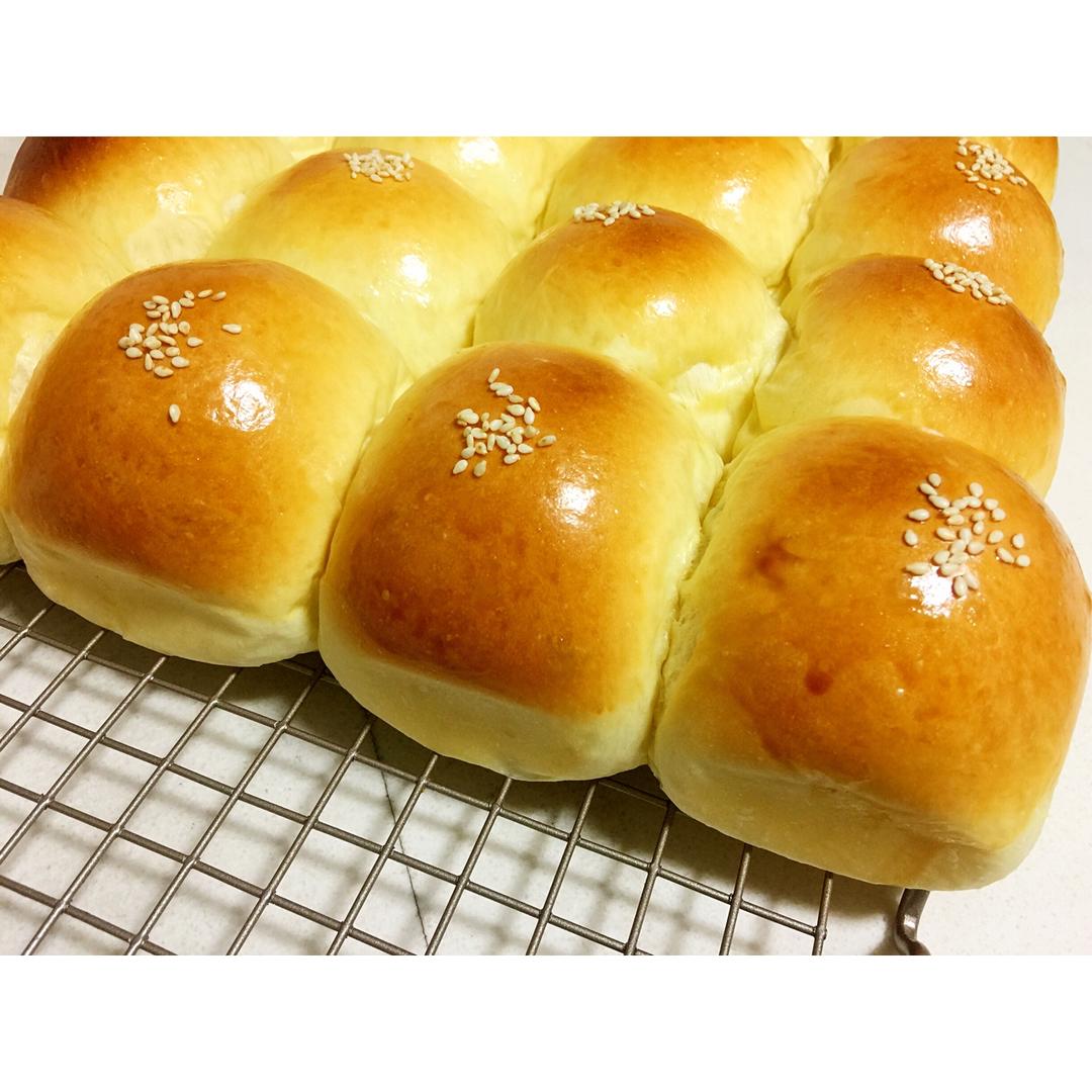 清心的阳光做的05奶香松软的小面包