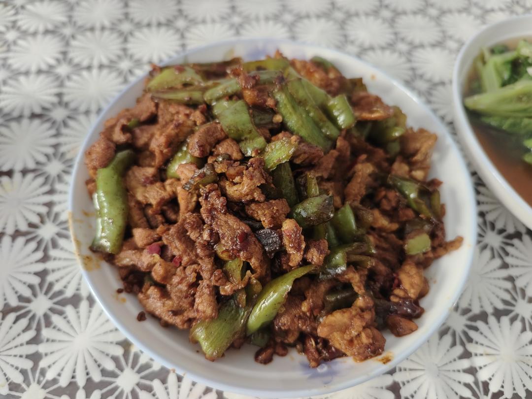 😍超好吃！还原费大厨辣椒炒肉！