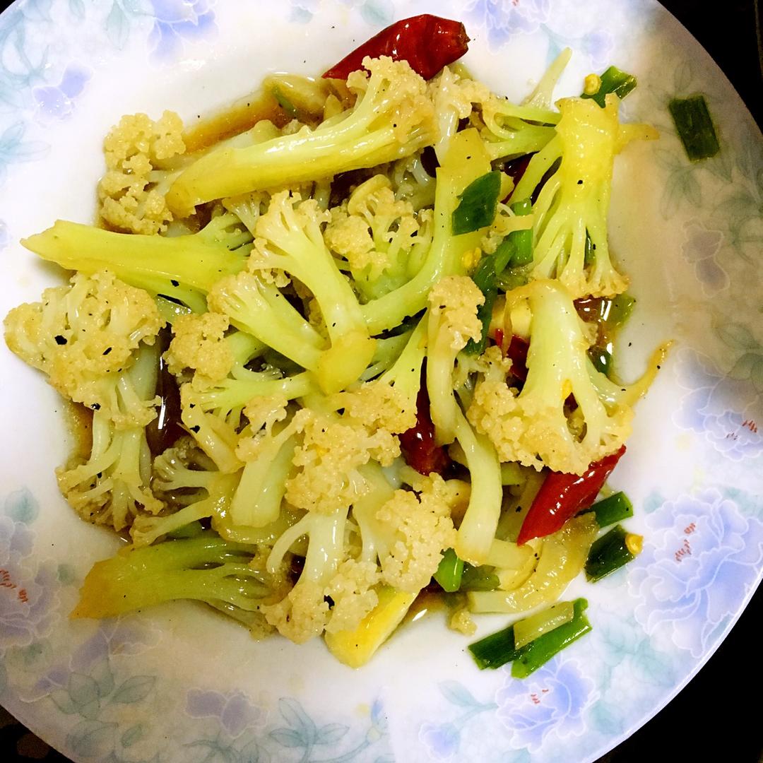 老丁的私房菜-干锅花菜