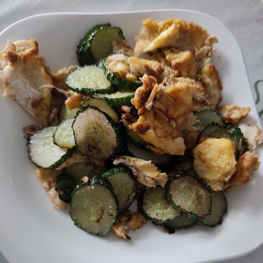 鸡蛋炒黄瓜