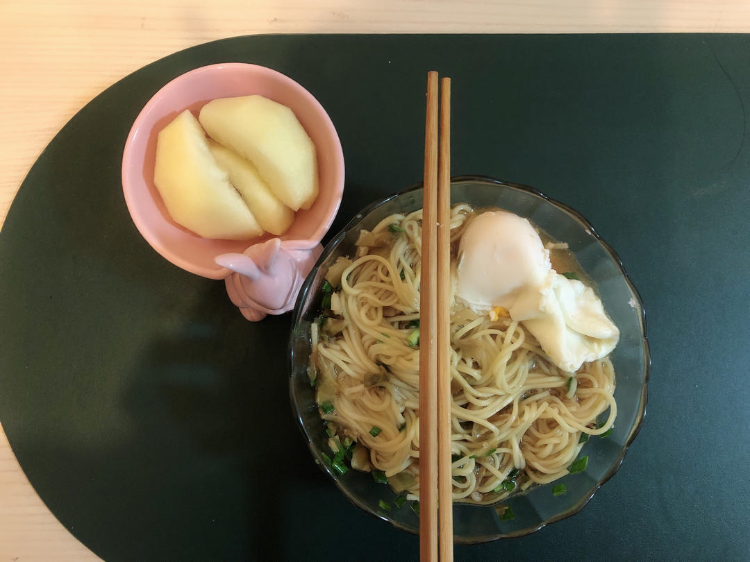 这味道太绝了❗️吃不腻的荷包蛋榨菜汤面～