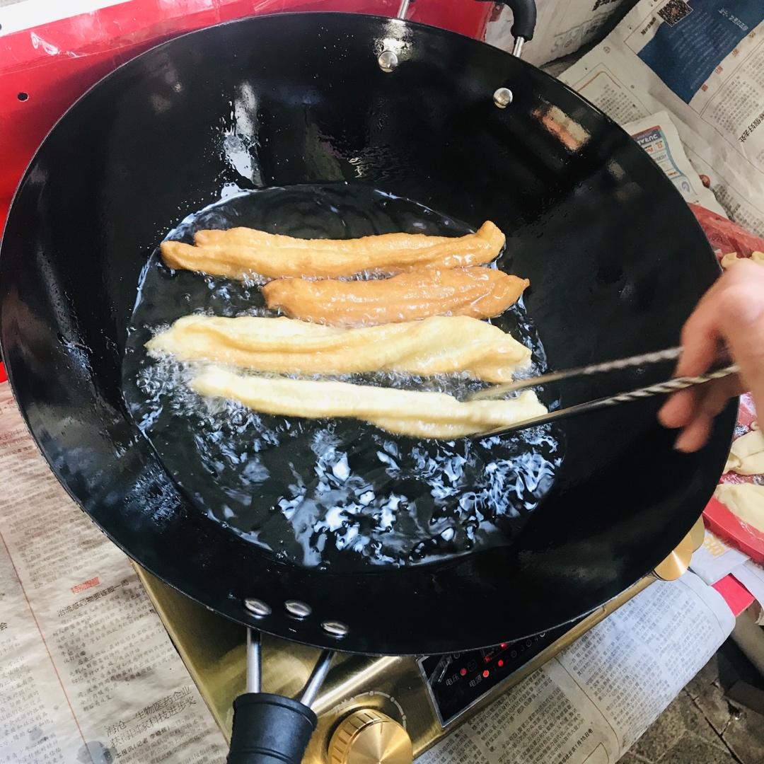 自制无泡打粉油条