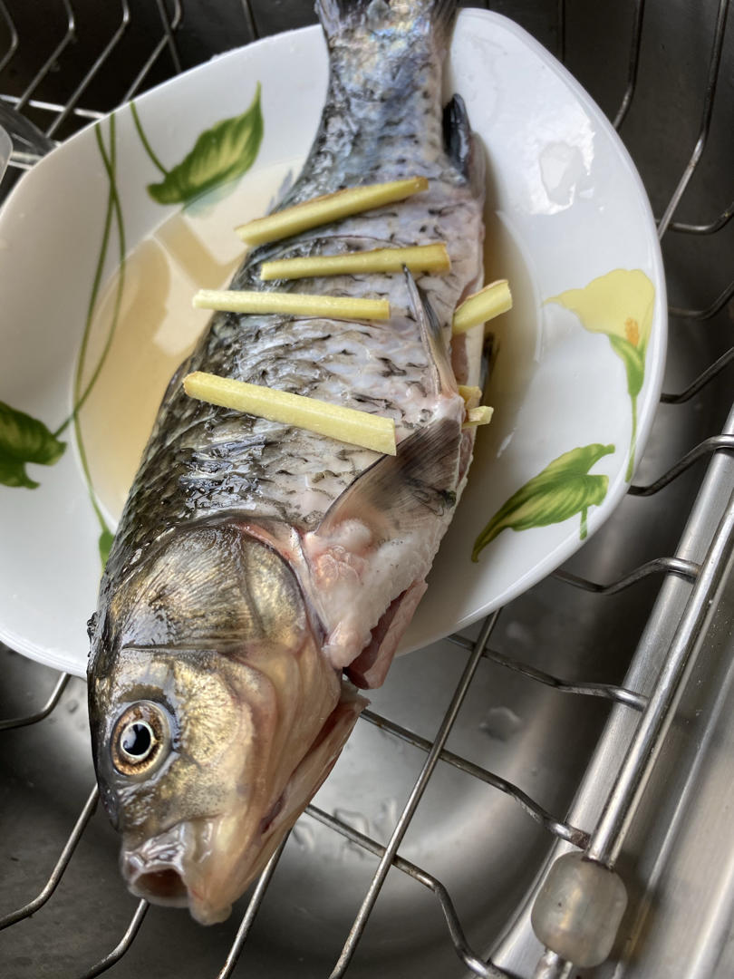 奶白鲫鱼豆腐汤