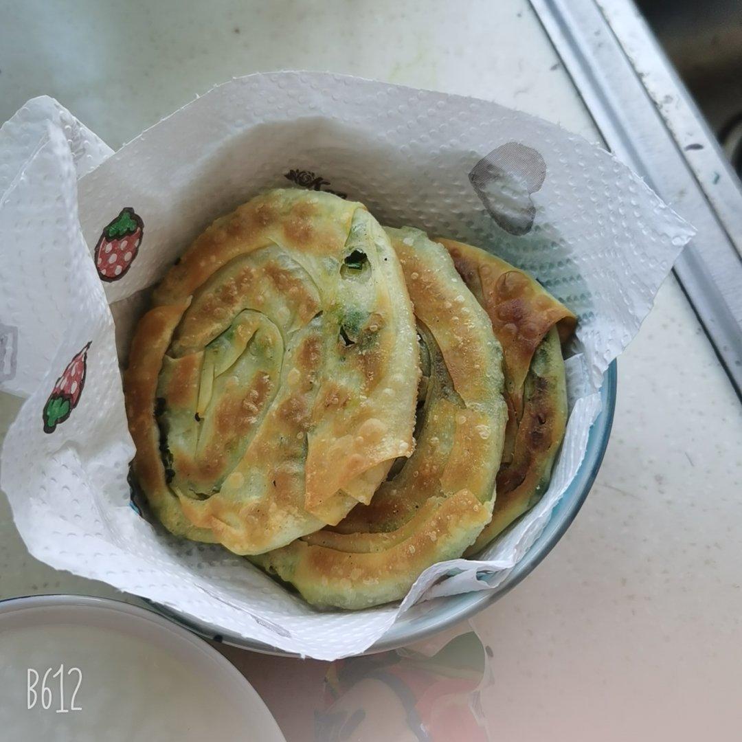 葱油饼（馄饨皮版）