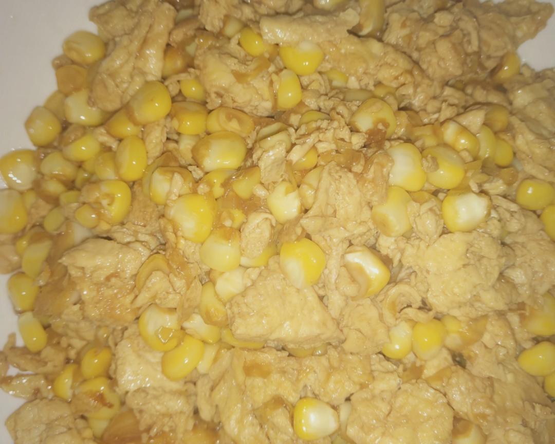 玉米粒炒鸡蛋的做法