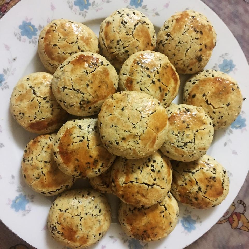 黑芝麻咸香小饼