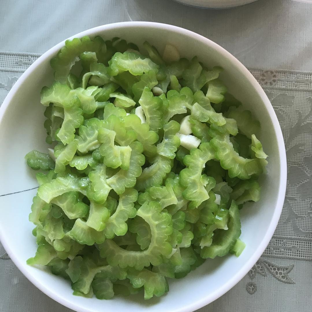 清炒苦瓜