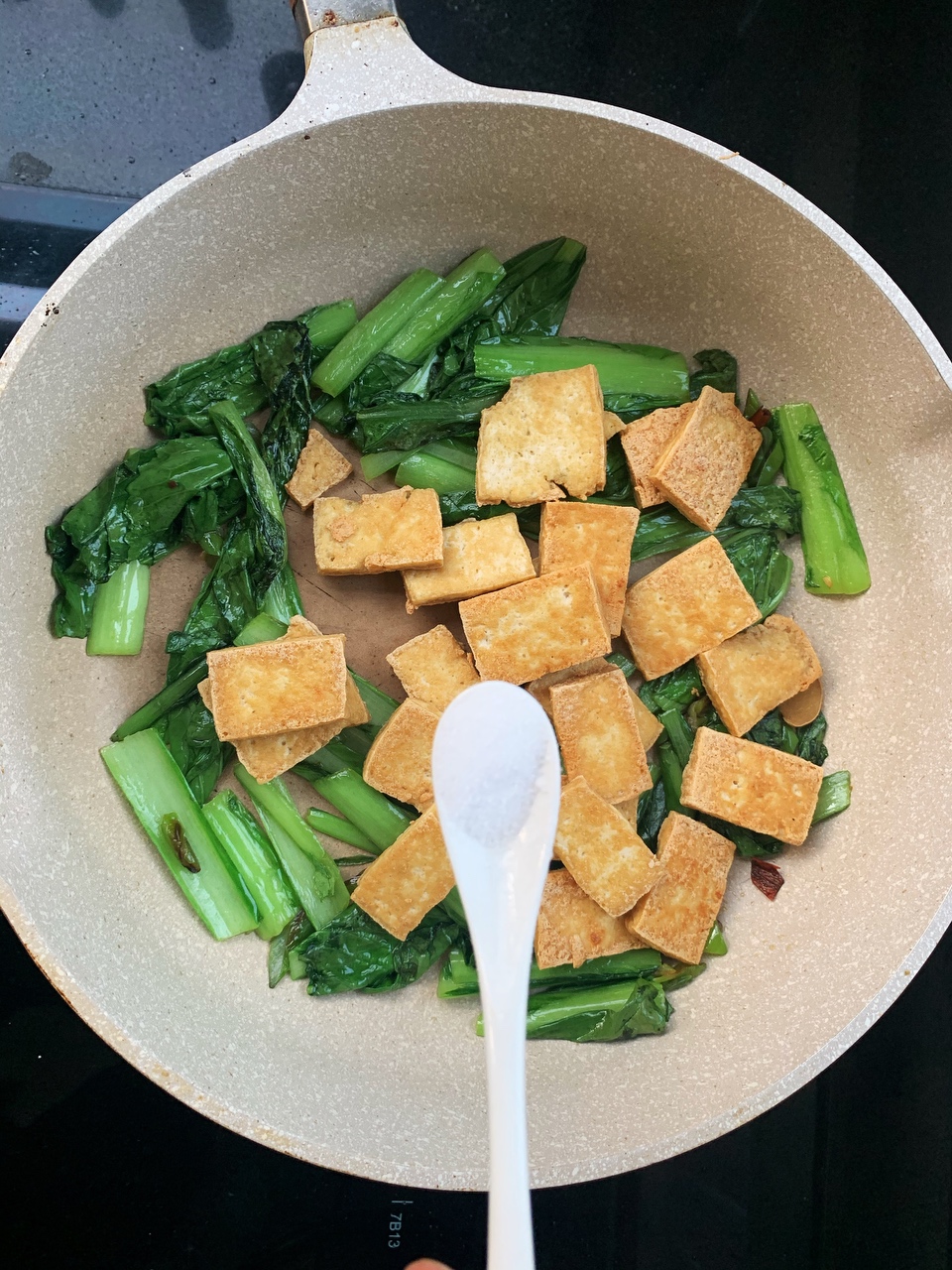 吃过一次就会爱上的－小白菜炖豆腐的做法 步骤9