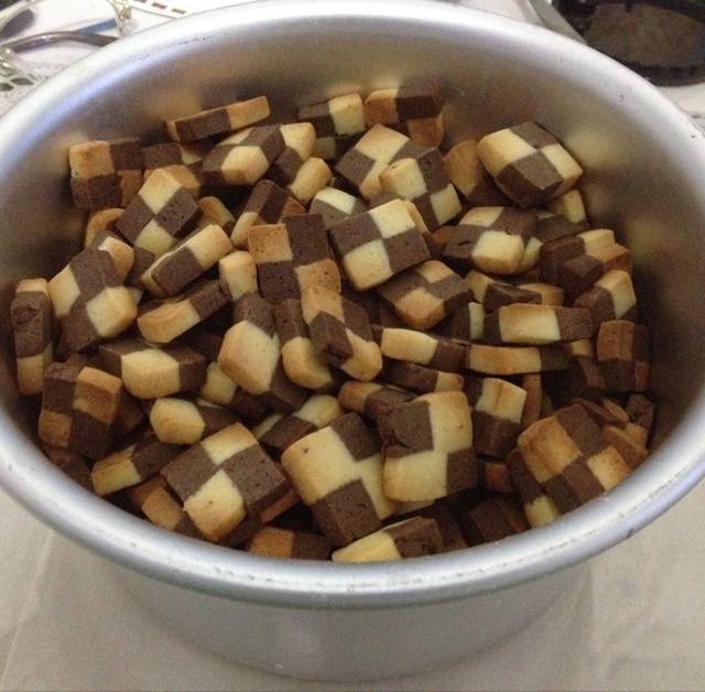 双色小棋格饼干
