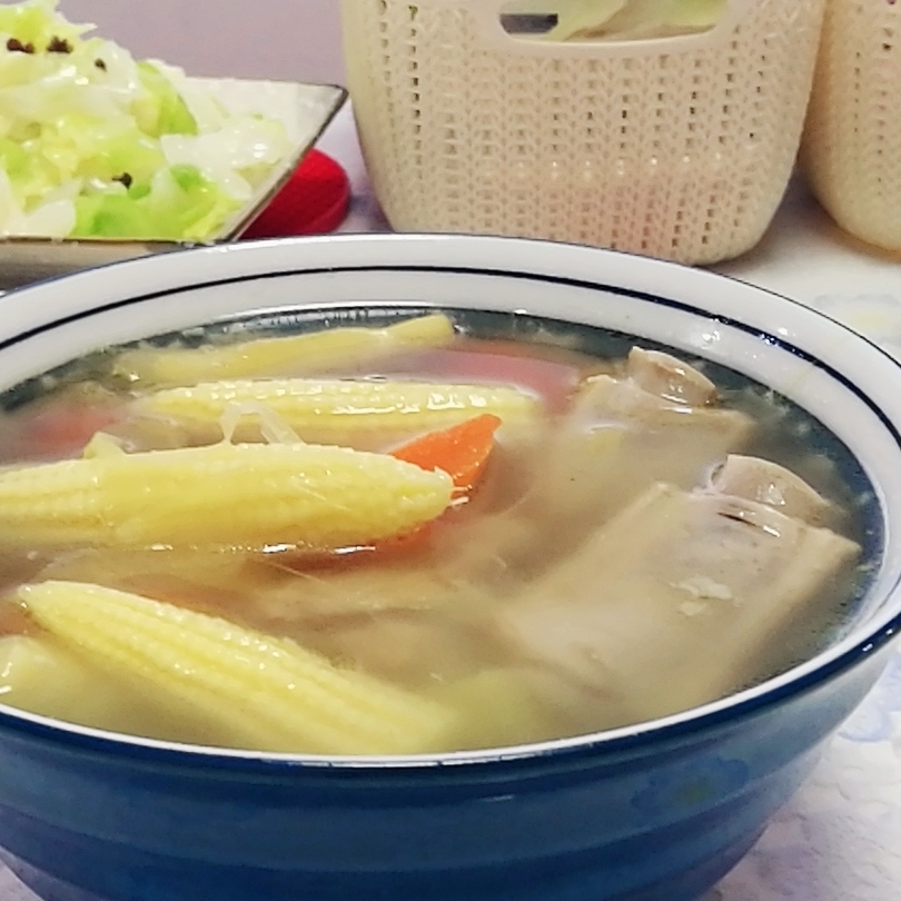 玉米笋（笋衣）鲜甜汤的做法