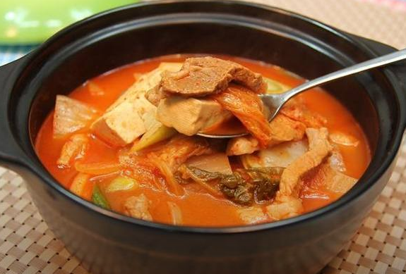 超正宗快手韩国泡菜汤的做法