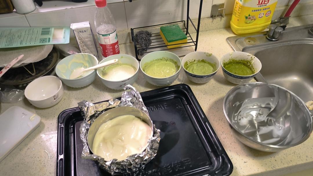 渐变抹茶慕斯蛋糕：我Amanda带着既美又作的抹茶甜点又来了！【曼食慢语】