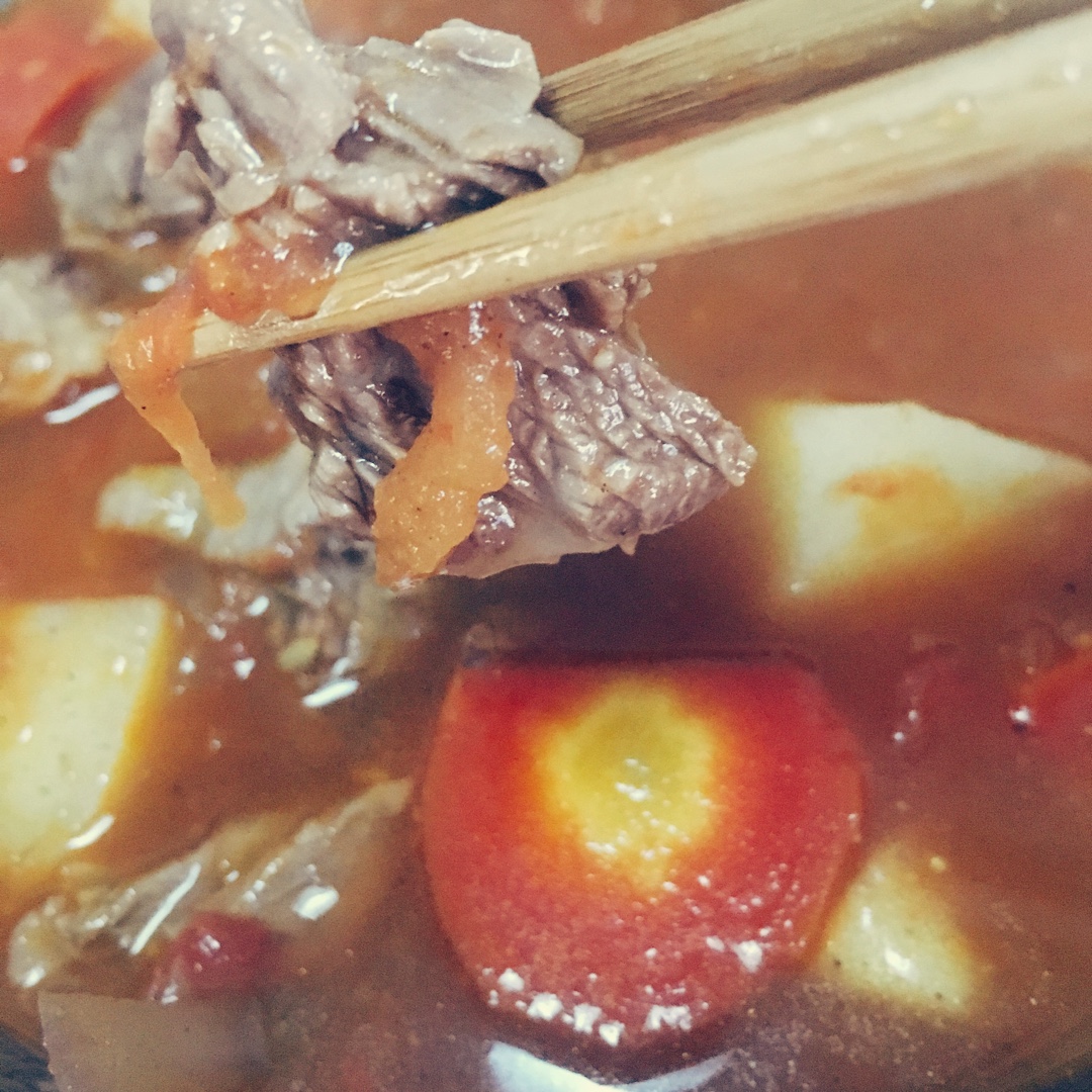 番茄牛腩(这样做牛肉不会老哦）