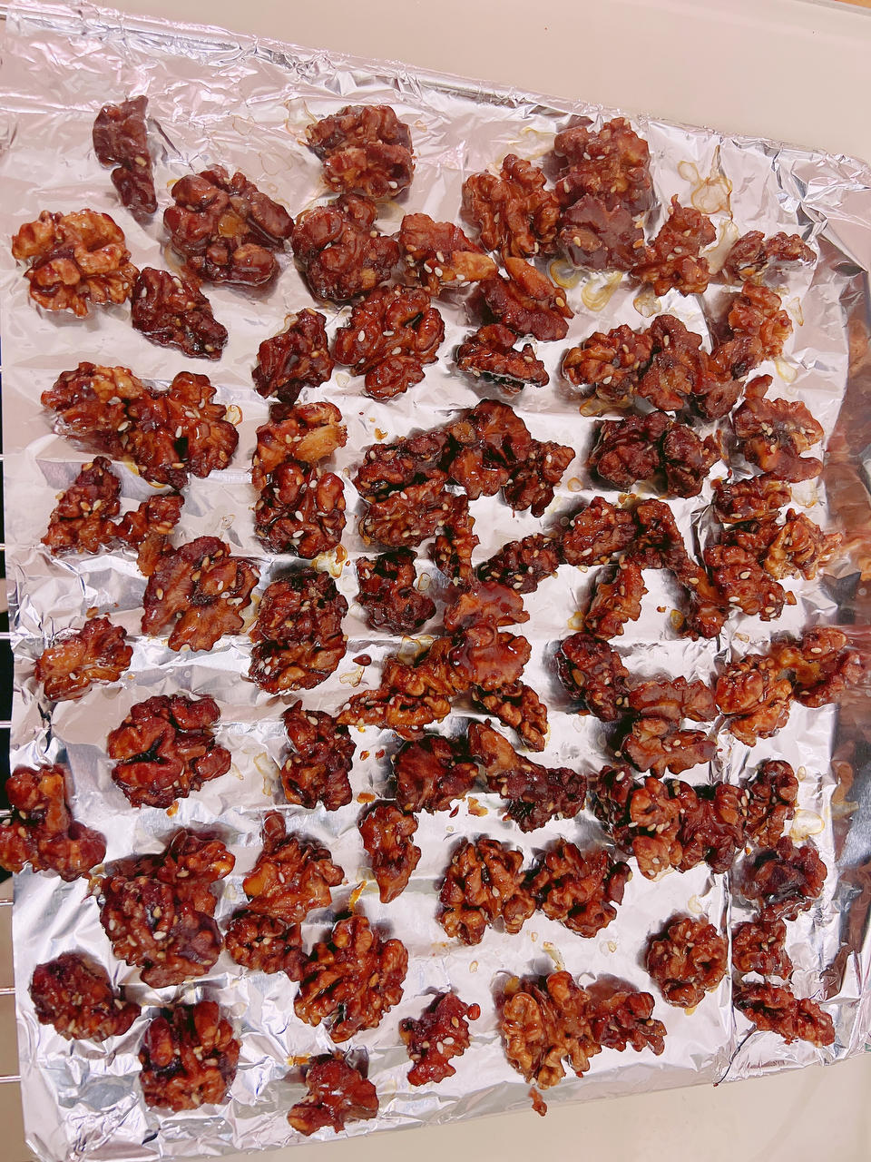 不用油炸就可以做出好吃的琥珀核桃仁