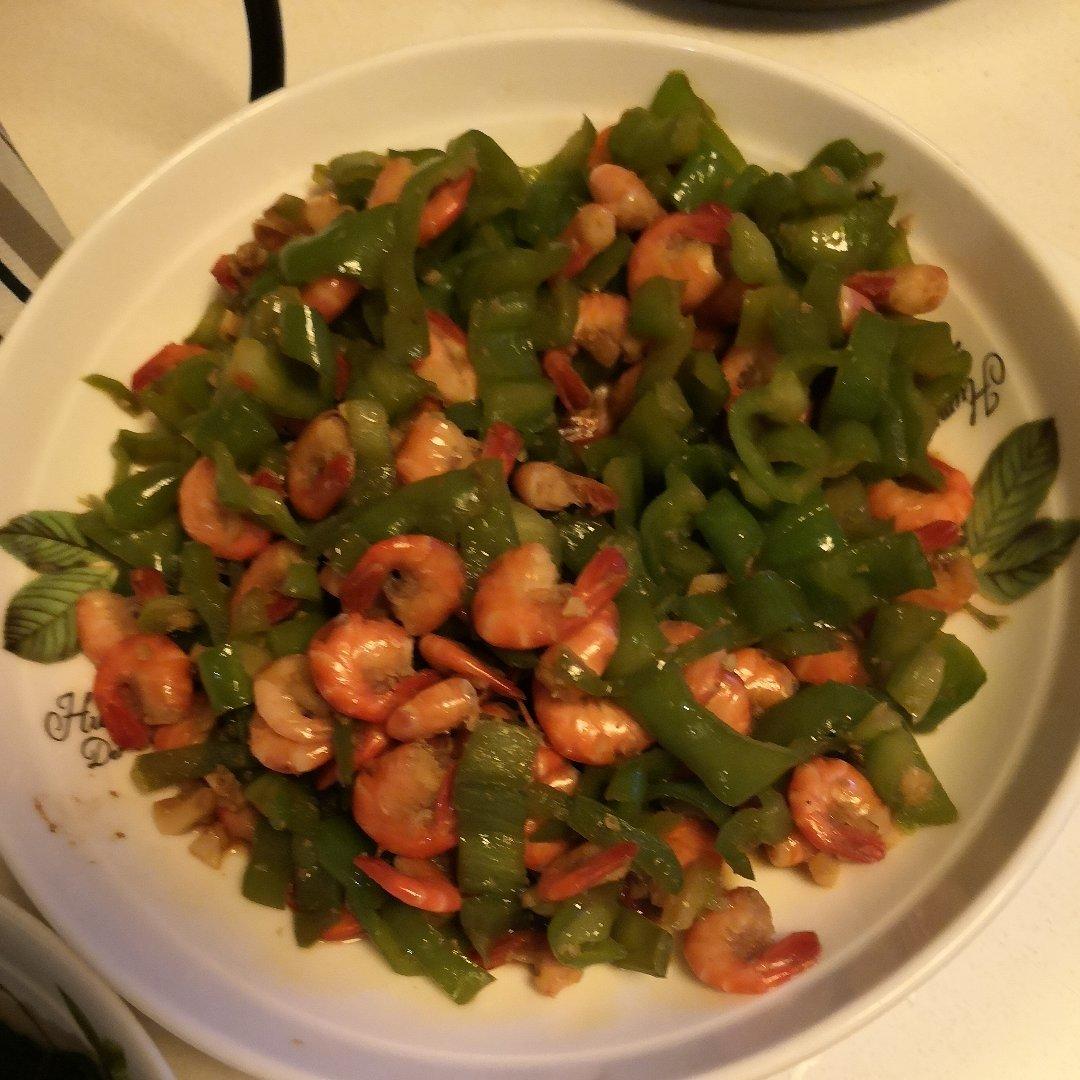 家常徽菜：青椒炒小河虾
