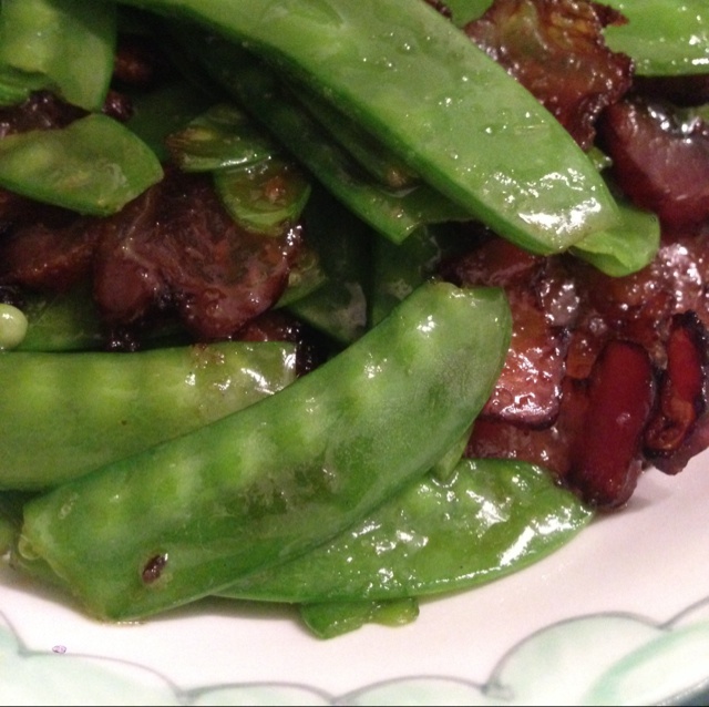 荷兰豆炒腊肉