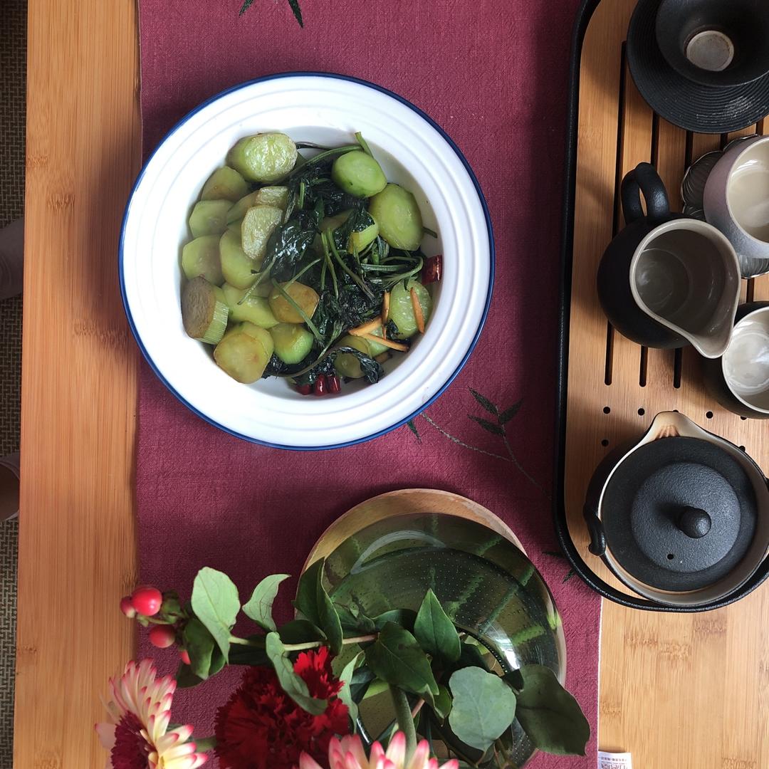 紫苏煎黄瓜 夏日小清新 湖南好滋味